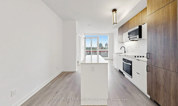 718-8888 Yonge Street