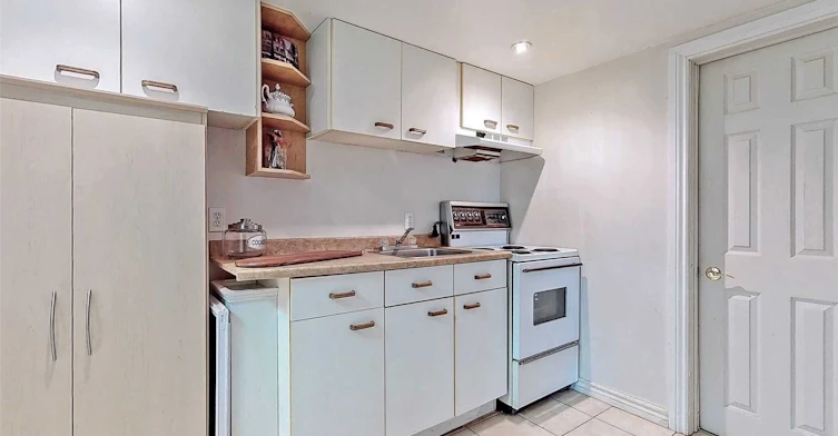 241 Septonne Avenue, Newmarket, ON, L3Y 2W5 - 11