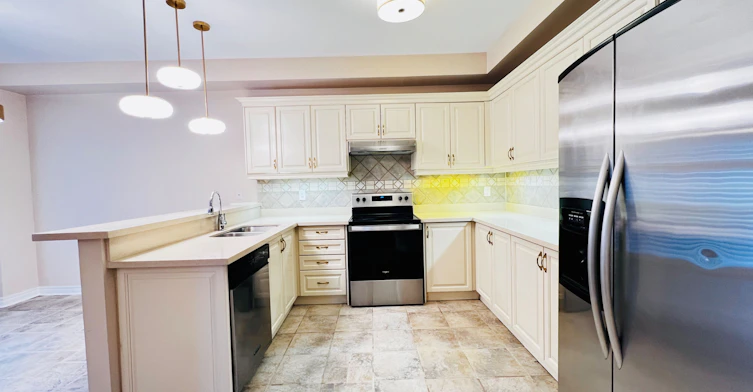 2 Adam Ernst Court, Vaughan, ON, L4H 2S5 - 5