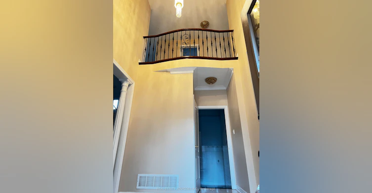2 Adam Ernst Court, Vaughan, ON, L4H 2S5 - 11