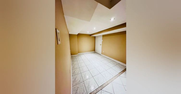 2 Adam Ernst Basement Court, Vaughan, ON, L4H 2S5 - 4