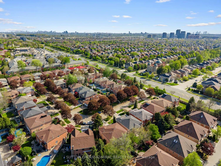 49 Miriam Crescent, Richmond Hill, ON, L4B 2P8 - 49