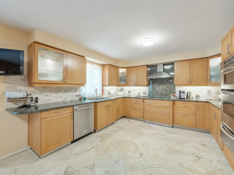 49 Miriam Crescent, Richmond Hill, ON, L4B 2P8 - 11