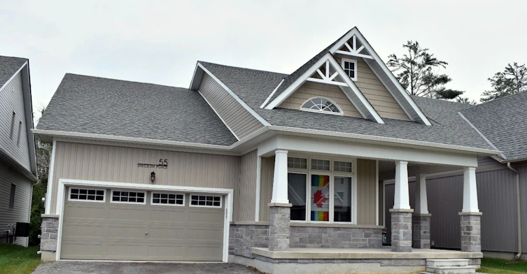 55 Shelson Place, Georgina, ON, L0E 1R0
