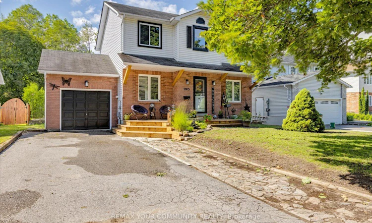 1005 Vance Crescent