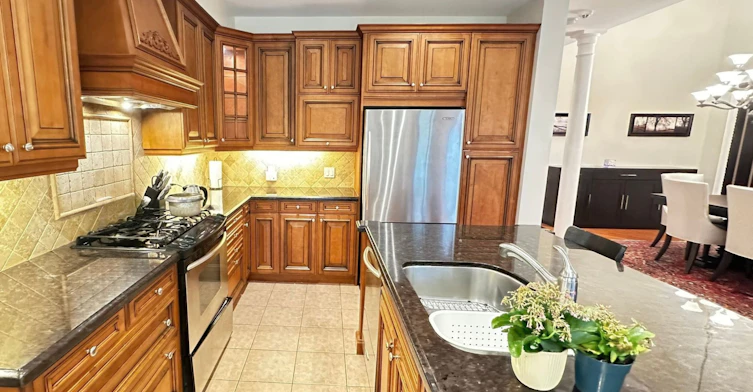 64-85 Stonecliffe Crescent, Aurora, ON, L4G 7Z7 - 5