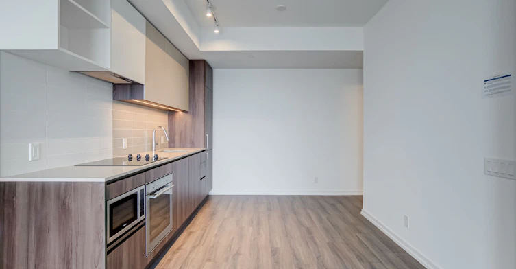 4715-1000 Portage Parkway, Vaughan, ON, L4K 0L1 - 4