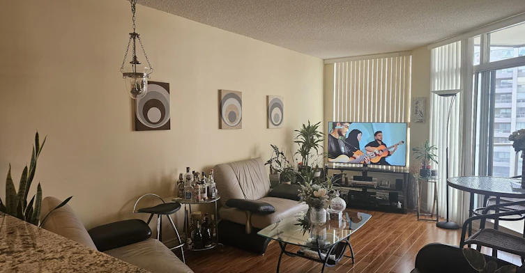 1102-9017 Leslie Street, Richmond Hill, ON, L4B 4R8 - 5