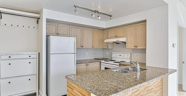 1021-62 Suncrest Boulevard, Markham, ON, L3T 7Y6 - 5