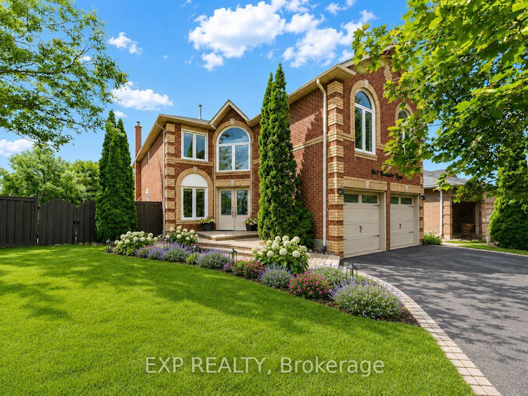 860 Hollander Road, Newmarket, ON, L3Y 8G9