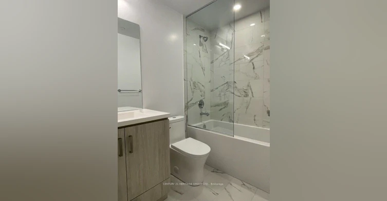 519-38 Honeycrisp Crescent, Vaughan, ON, L4K 0M8 - 6