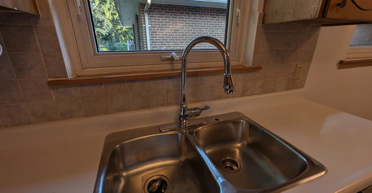180 Church Street S, Richmond Hill, ON, L4C 1W6 - 11