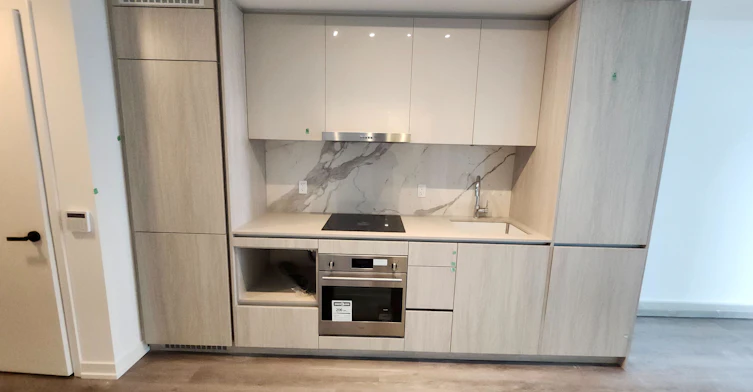 1202-28 Interchange Way, Vaughan, ON, L4K 0P8 - 5