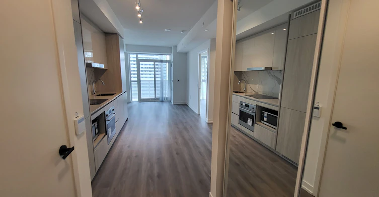 1202-28 Interchange Way, Vaughan, ON, L4K 0P8 - 2