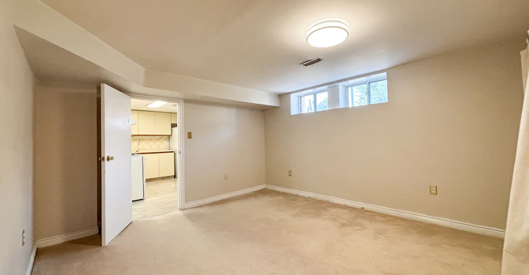 7 Rockport Crescent, Richmond Hill, ON, L4C 2L5 - 7
