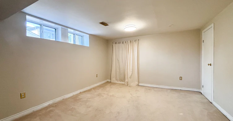 7 Rockport Crescent, Richmond Hill, ON, L4C 2L5 - 8