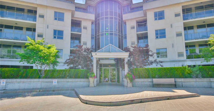 411-8201 Islington Avenue, Vaughan, ON, L4L 9S6 - 3