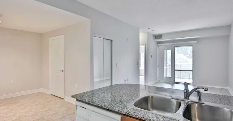 411-8201 Islington Avenue, Vaughan, ON, L4L 9S6 - 10