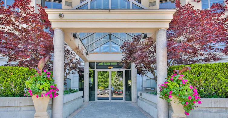 411-8201 Islington Avenue, Vaughan, ON, L4L 9S6 - 4