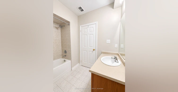 223-9421 Jane Street, Vaughan, ON, L6A 4H8 - 12