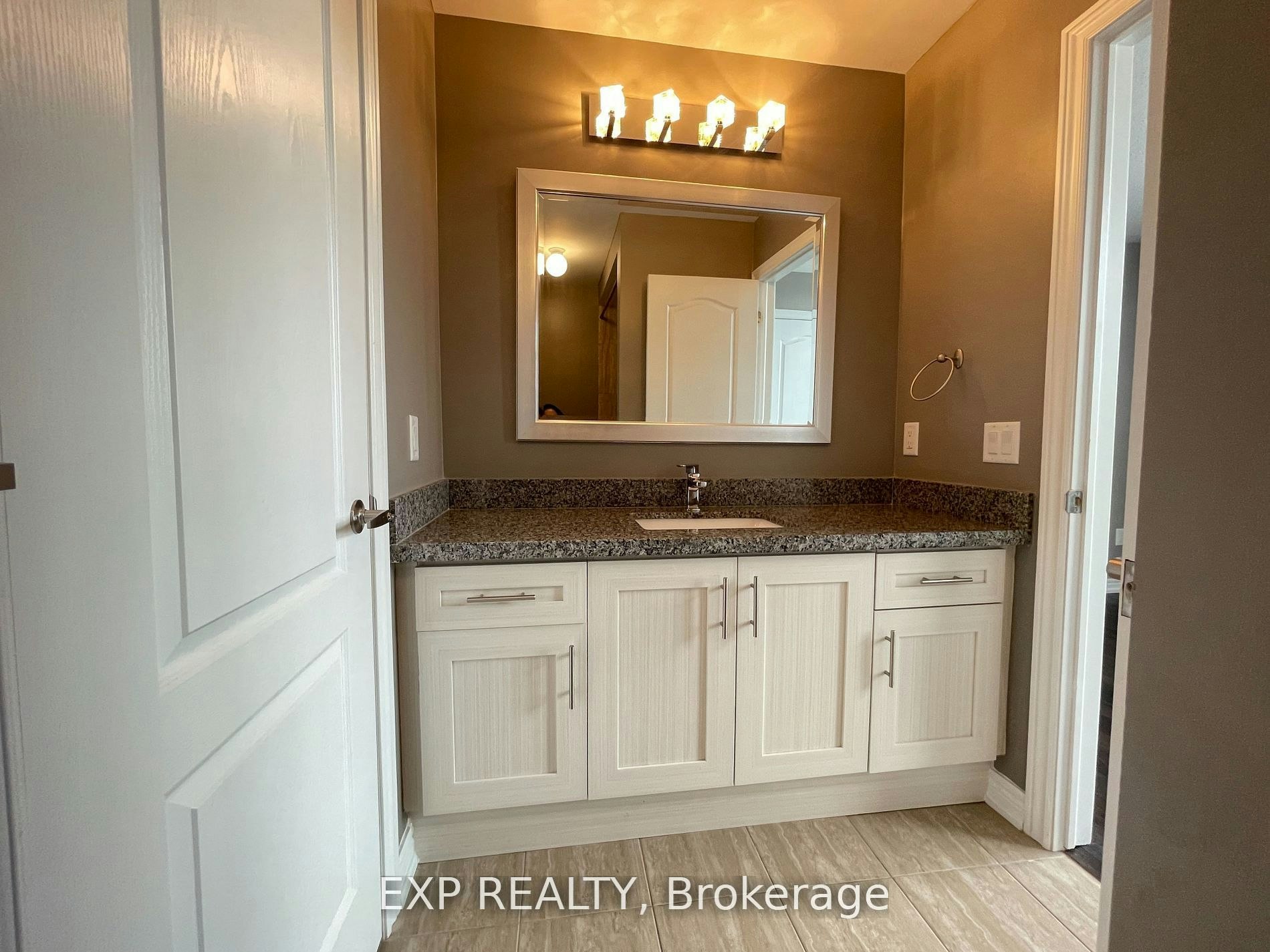 740 Clifford Perry Place, Newmarket, ON, L3X 0J3 - 15
