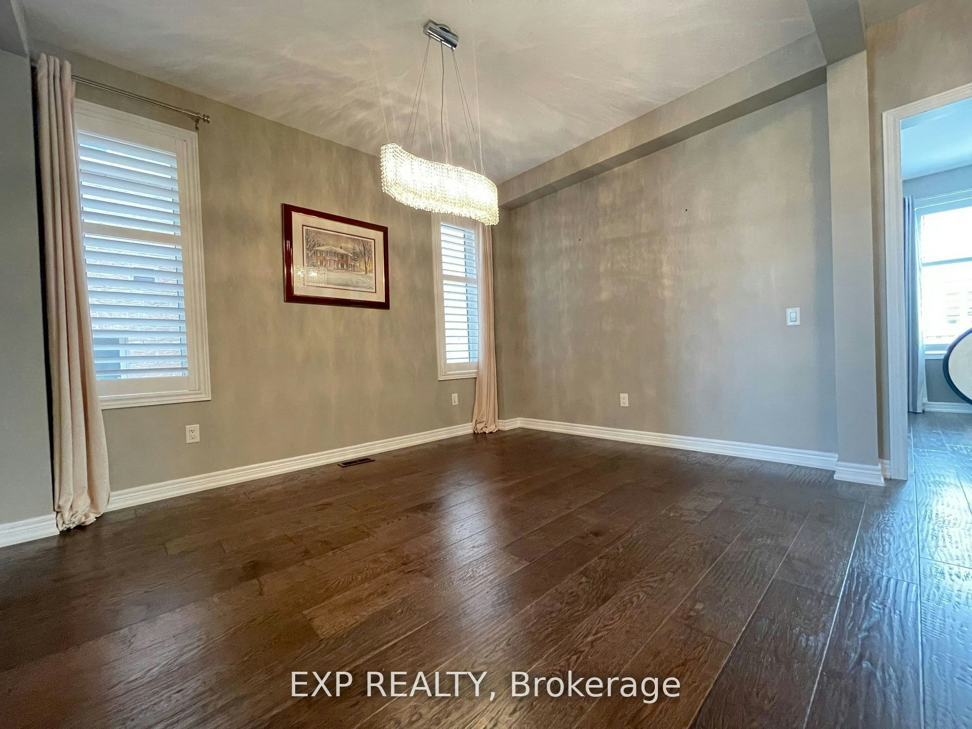 740 Clifford Perry Place, Newmarket, ON, L3X 0J3 - 3