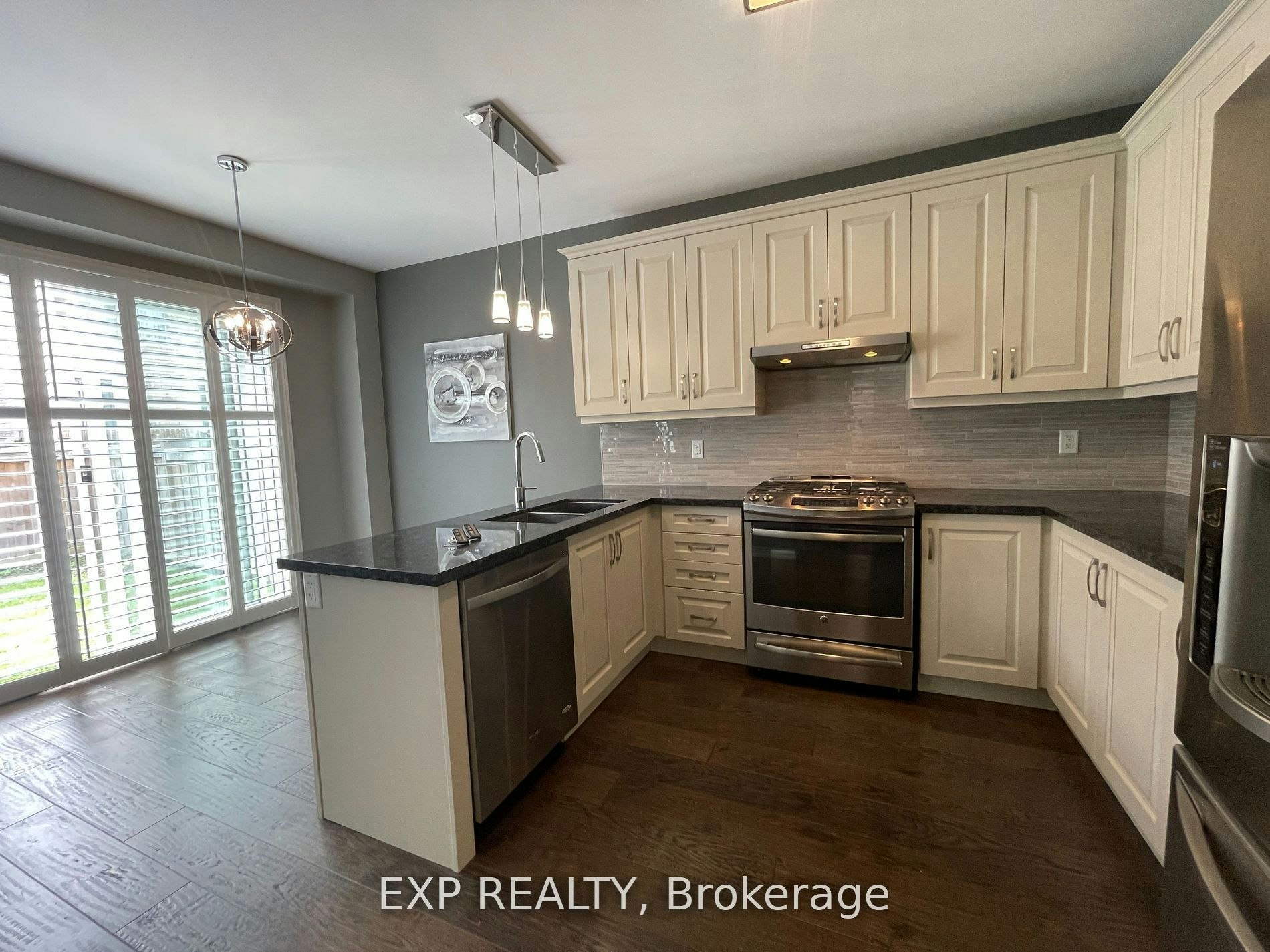 740 Clifford Perry Place, Newmarket, ON, L3X 0J3 - 6