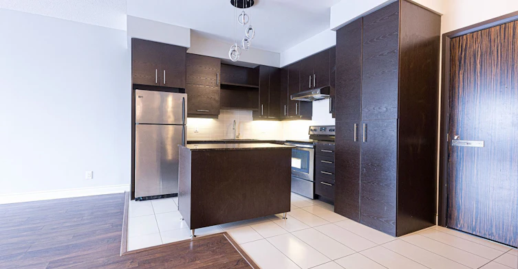 1210-325 South Park Road, Markham, ON, L3T 7W2 - 7