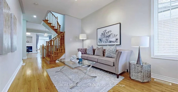 52 Mantle Avenue, Whitchurch-Stouffville, ON, L4A 0M5 - 3