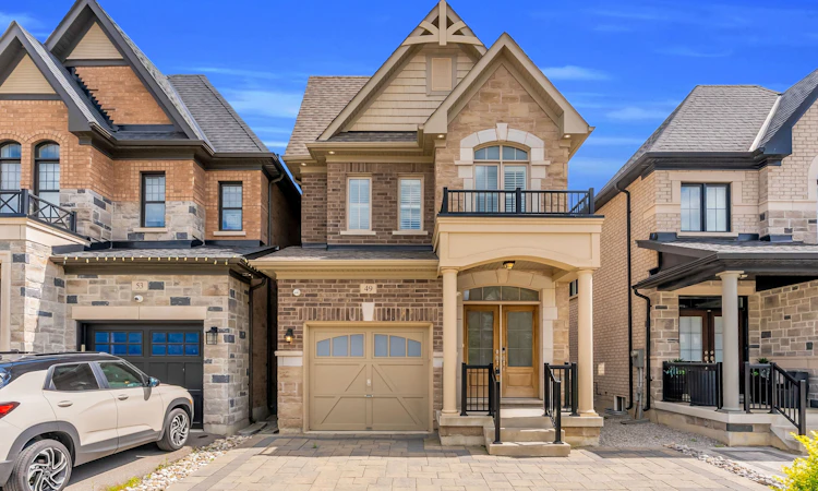 49 Zenith Avenue