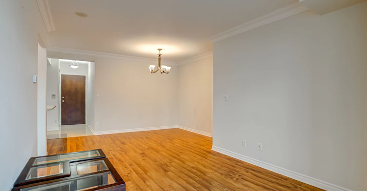 201-88 Promenade Circle, Vaughan, ON, L4J 9A4 - 15