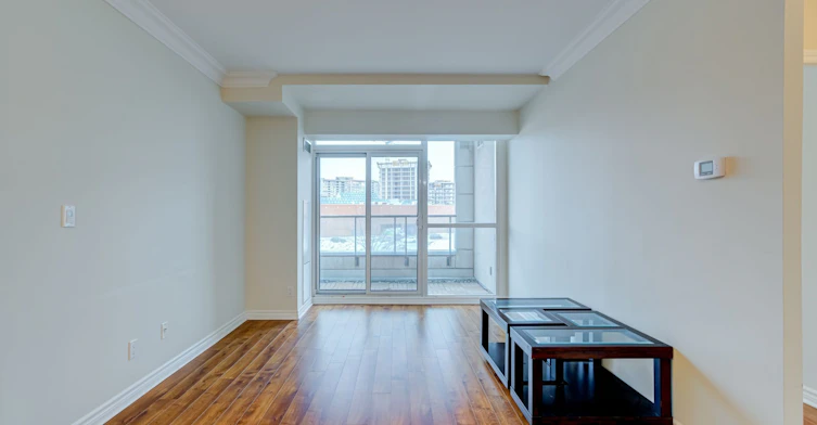 201-88 Promenade Circle, Vaughan, ON, L4J 9A4 - 12