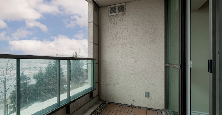 201-88 Promenade Circle, Vaughan, ON, L4J 9A4 - 29