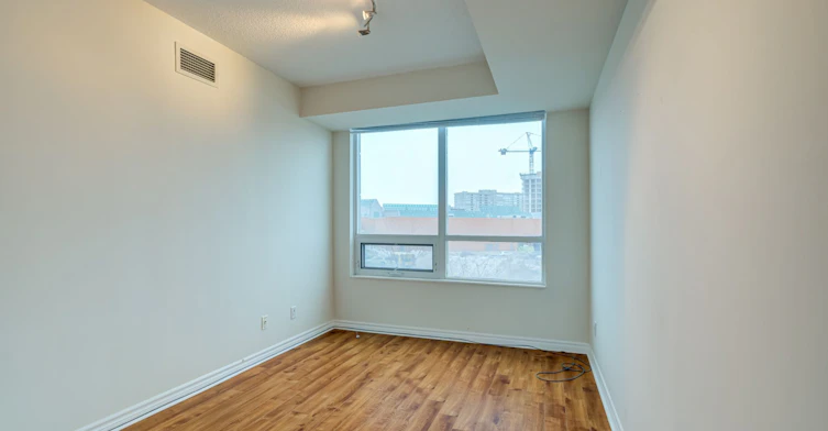 201-88 Promenade Circle, Vaughan, ON, L4J 9A4 - 23