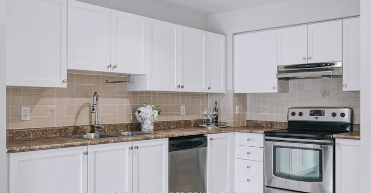 307-32 Church Street, King, ON, L0G 1T0 - 4