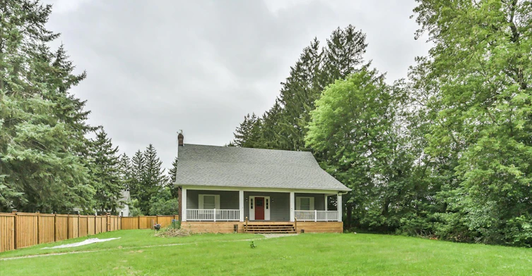 13918 Leslie Street E, Aurora, ON, L4G 7C8