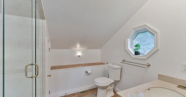 13918 Leslie Street E, Aurora, ON, L4G 7C8 - 26