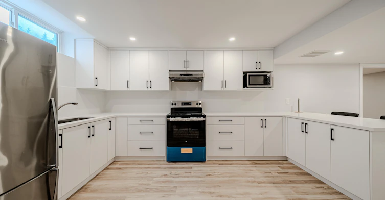 Lower-3 Glenayr Road, Richmond Hill, ON, L4B 2J5 - 6