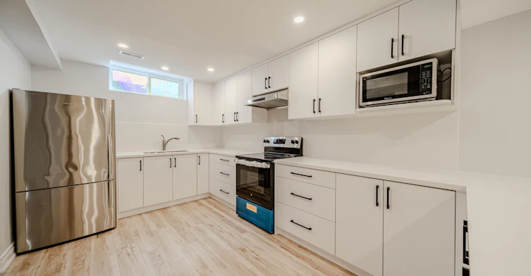 Lower-3 Glenayr Road, Richmond Hill, ON, L4B 2J5 - 8