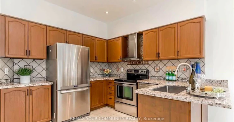 Main/2nd Flr-72 Depeuter Crescent, Bradford West Gwillimbury, ON, L3Z 3A4 - 5