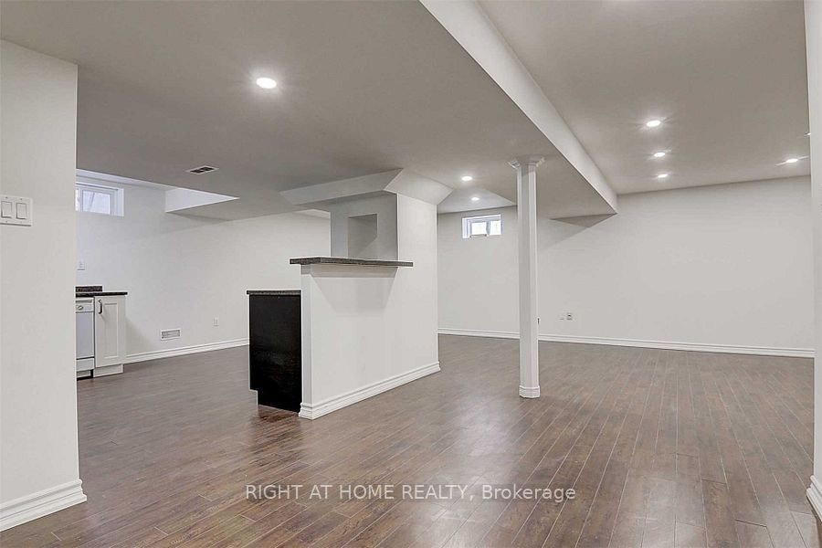 57 Bayswater Avenue, Richmond Hill, ON, L4E 4E6 - 32