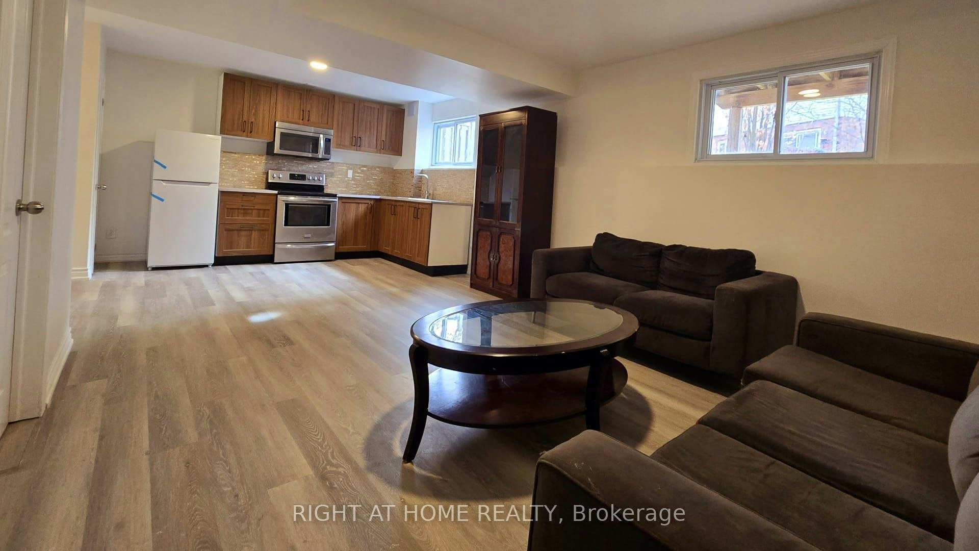 BSMT-34 Hodgins Avenue, Georgina, ON, L4P 3T3 - 2