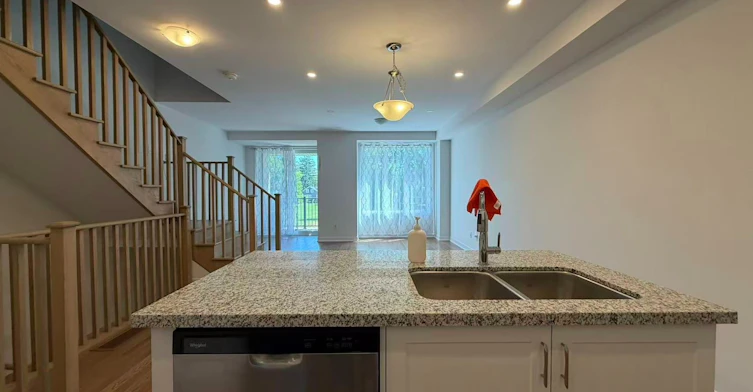 111 Anna Russell Way, Markham, ON, L3R 3X3 - 8