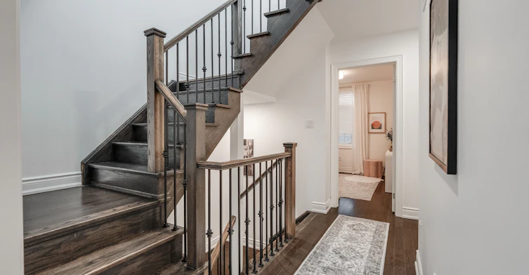 14 Queen Mary Court, Vaughan, ON, L4L 0H9 - 11