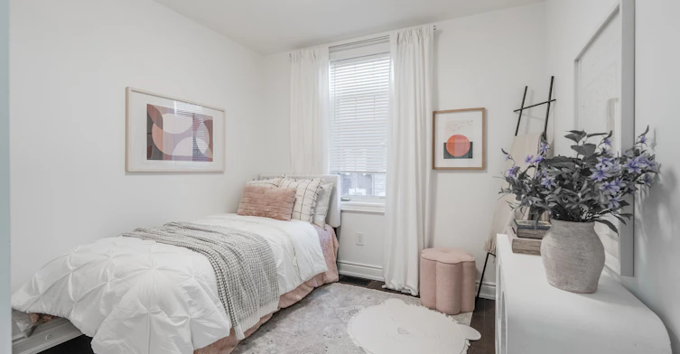 14 Queen Mary Court, Vaughan, ON, L4L 0H9 - 17