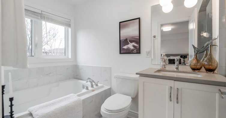 14 Queen Mary Court, Vaughan, ON, L4L 0H9 - 15