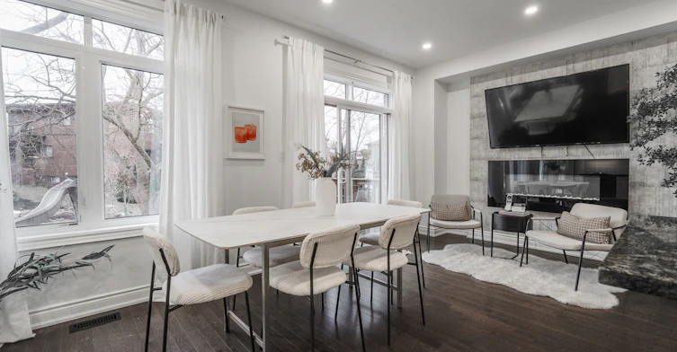 14 Queen Mary Court, Vaughan, ON, L4L 0H9 - 5