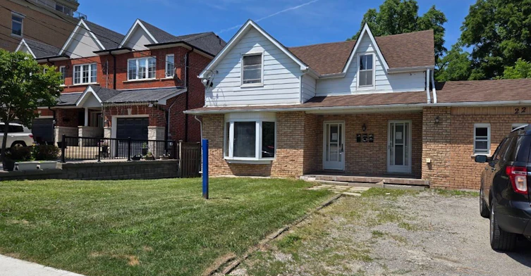 1-22 Centre Street, Aurora, ON, L4G 1J6 - 4