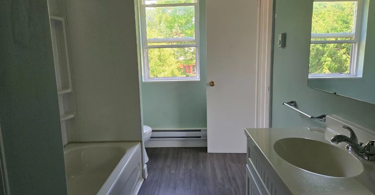 2-22 Centre Street, Aurora, ON, L4G 1J6 - 12