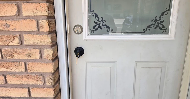 2-22 Centre Street, Aurora, ON, L4G 1J6 - 3